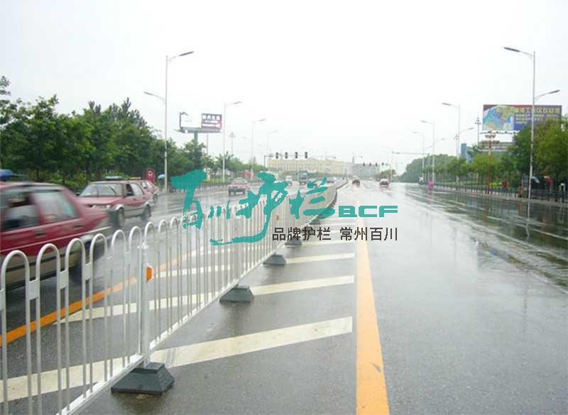 img of 遼寧鞍山京式道路護欄工程