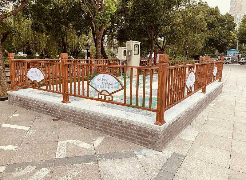 道路防護(hù)欄的安裝的原則問題